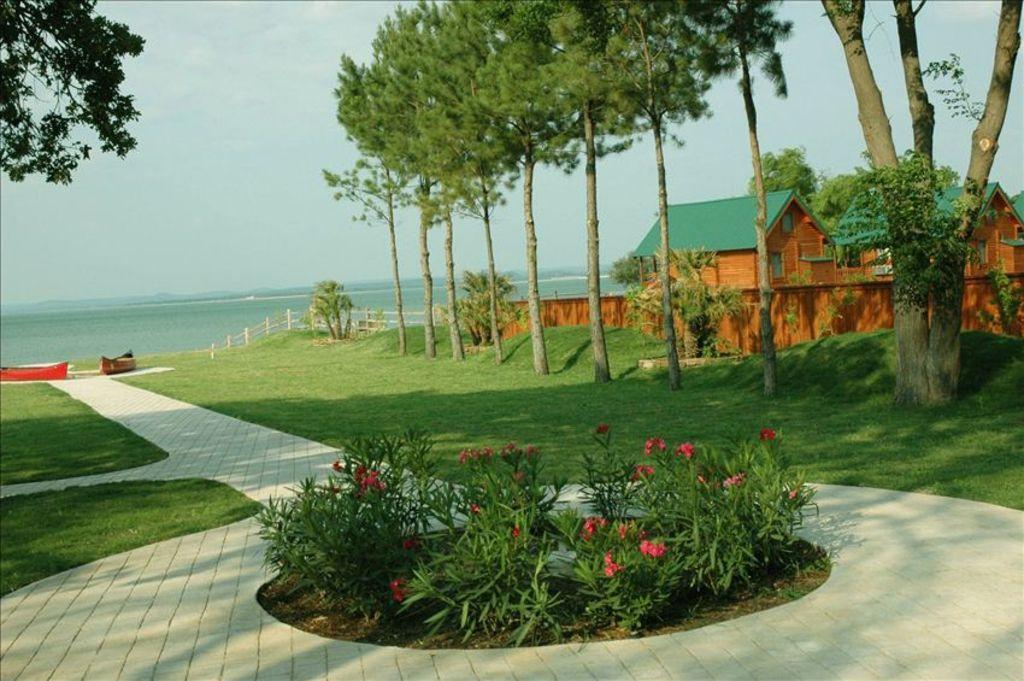 Paradise Resort At Hill Country Buchanan Dam Eksteriør bilde